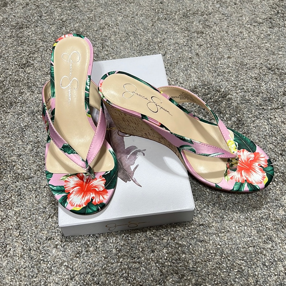 Jessica Simpson tropical print 7.5 wedges